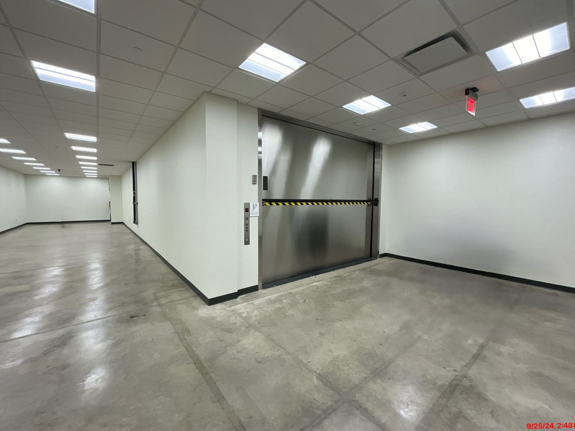 Data Center Commercial General Contractor Infinity Building Services, Inc. Bowie, MD www.infinitybuildinginc.com