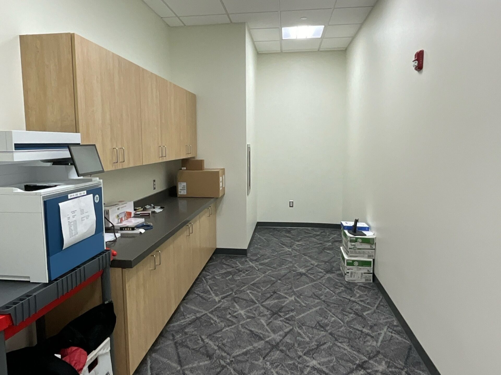 Data Center Commercial General Contractor Infinity Building Services, Inc. Bowie, MD www.infinitybuildinginc.com